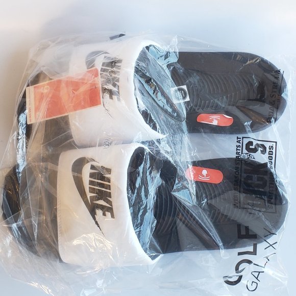 NEW Nike Men\'s Victori One Slide Sandals White/Black - #17 main image 3